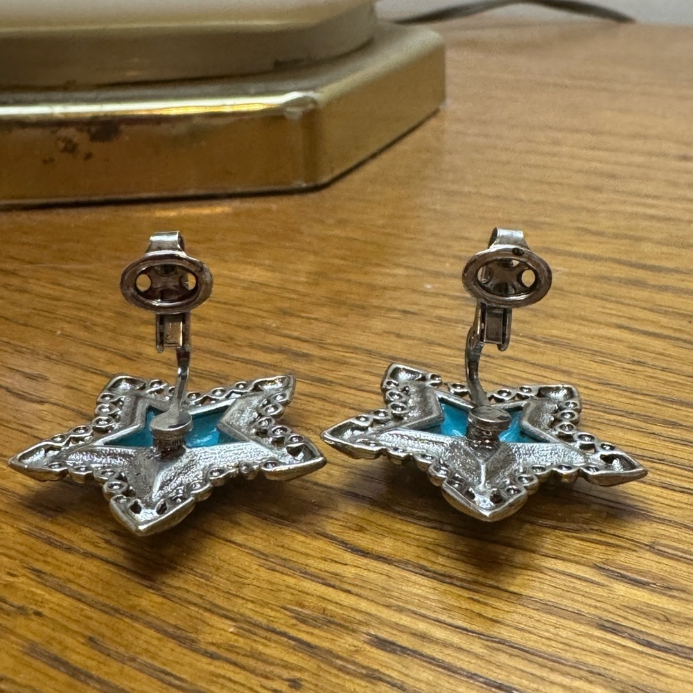Vintage Mojave Turquoise Star Clip-On Earrings Silver Tone (Sterling? Untested) - Picture 6 of 8